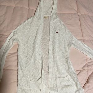 hollister | white knit cardigan